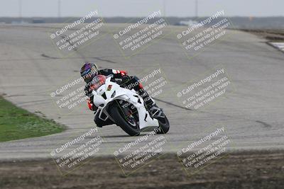 media/Nov-29-2025-TrackDaz (Sat) [[10ae2d9bce]]/A Group/Session 3 (Outside Grapevine)/